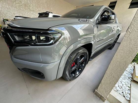 RAM RAMPAGE 2.0 HURRICANE 4 TURBO GASOLINA R/T 4X4 AUTOMÁTICO